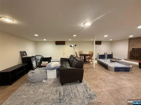 193 Midland Avenue Paramus NJ 07652