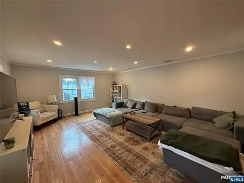 193 Midland Avenue Paramus NJ 07652