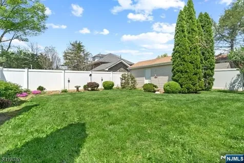 9 Saint Charles Avenue West Caldwell NJ 07006