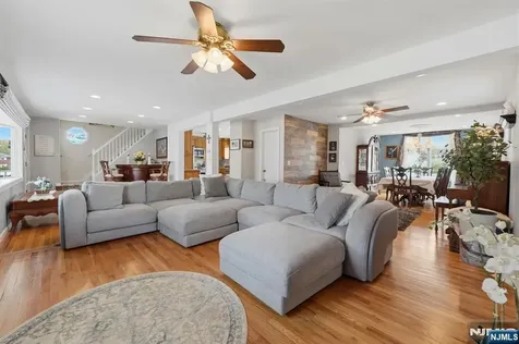 1 Highview Avenue Totowa NJ 07512