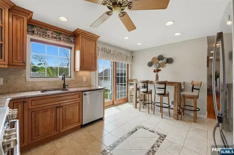 1 Highview Avenue Totowa NJ 07512