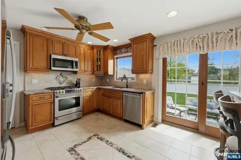 1 Highview Avenue Totowa NJ 07512