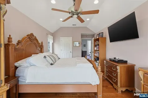 1 Highview Avenue Totowa NJ 07512