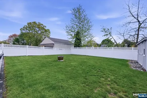 1 Highview Avenue Totowa NJ 07512