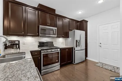 213 Wesmont Drive Wood Ridge NJ 07075
