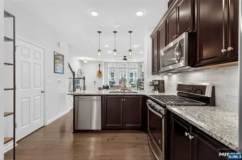 213 Wesmont Drive Wood Ridge NJ 07075