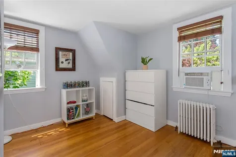 12 Overlook Avenue West Orange NJ 07052