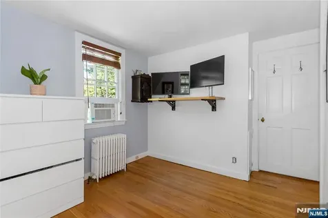 12 Overlook Avenue West Orange NJ 07052
