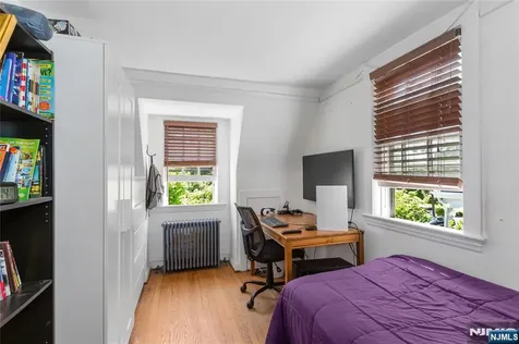 12 Overlook Avenue West Orange NJ 07052