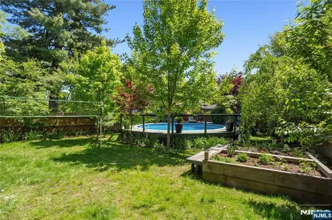 12 Overlook Avenue West Orange NJ 07052