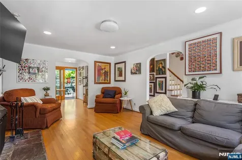 12 Overlook Avenue West Orange NJ 07052