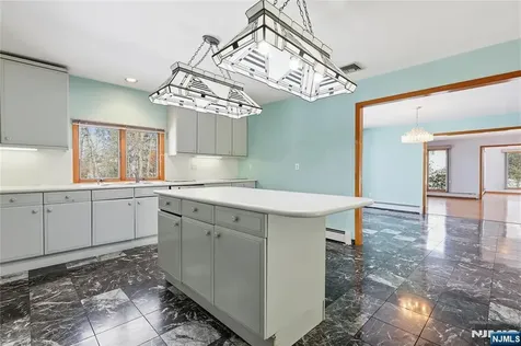 32 Sylvan Drive Montville Township NJ 07058