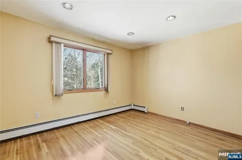 32 Sylvan Drive Montville Township NJ 07058