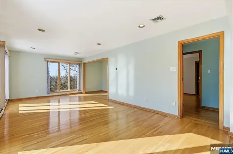 32 Sylvan Drive Montville Township NJ 07058