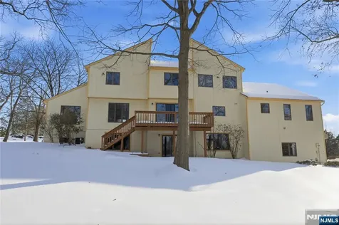 32 Sylvan Drive Montville Township NJ 07058