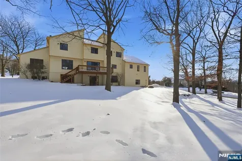 32 Sylvan Drive Montville Township NJ 07058