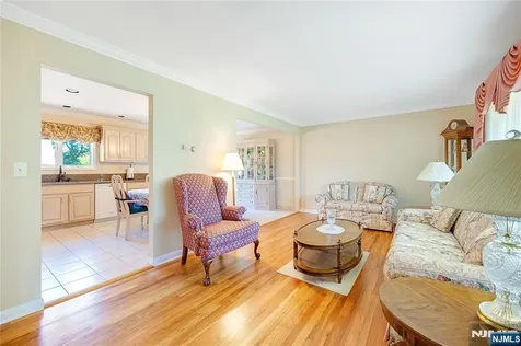 23 Slingerland Avenue Pequannock Township NJ 07440