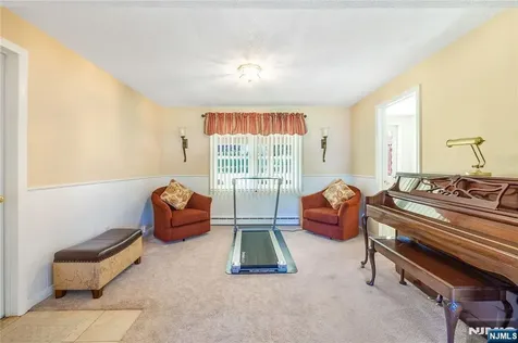 23 Slingerland Avenue Pequannock Township NJ 07440