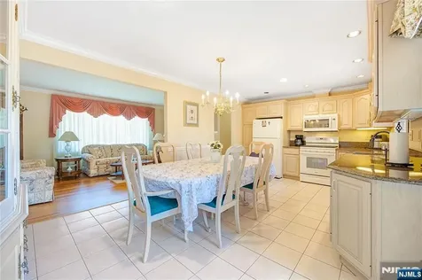 23 Slingerland Avenue Pequannock Township NJ 07440
