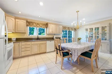 23 Slingerland Avenue Pequannock Township NJ 07440