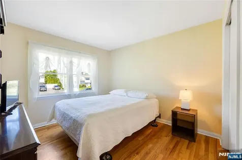 23 Slingerland Avenue Pequannock Township NJ 07440