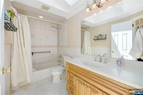 23 Slingerland Avenue Pequannock Township NJ 07440