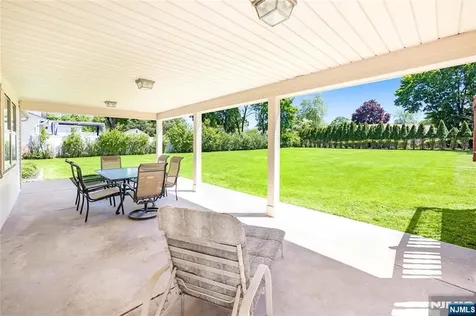 23 Slingerland Avenue Pequannock Township NJ 07440