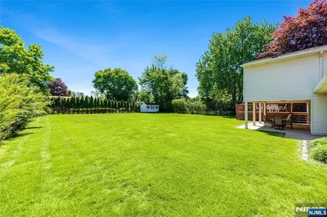 23 Slingerland Avenue Pequannock Township NJ 07440