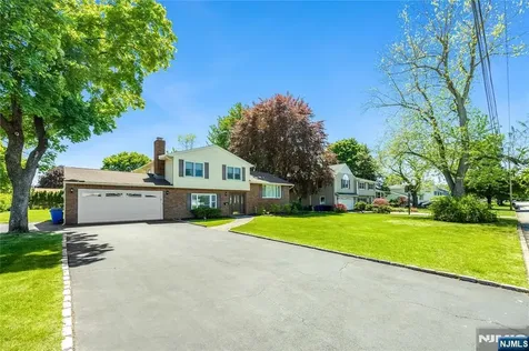 23 Slingerland Avenue Pequannock Township NJ 07440