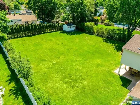 23 Slingerland Avenue Pequannock Township NJ 07440