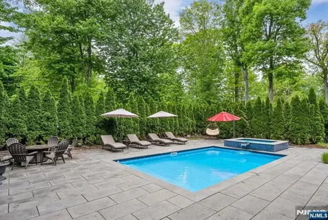 442 New York Avenue Wyckoff NJ 07481