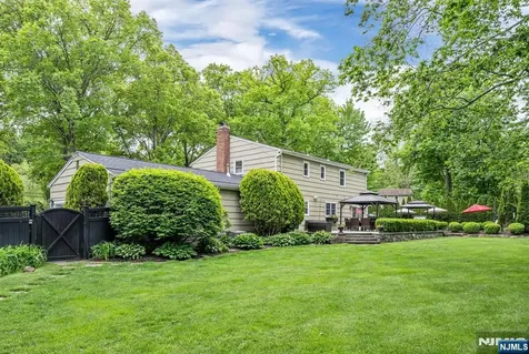 442 New York Avenue Wyckoff NJ 07481