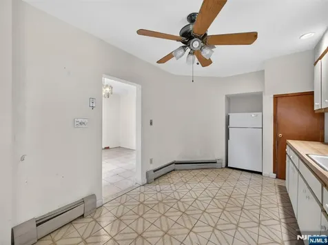31 5th Street Ridgefield Park NJ 07660