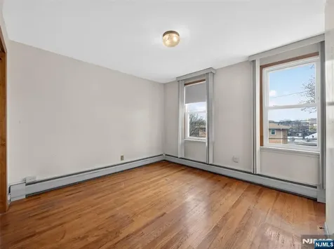 31 5th Street Ridgefield Park NJ 07660