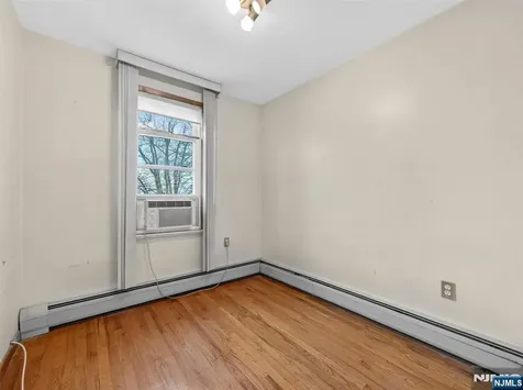 31 5th Street Ridgefield Park NJ 07660