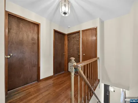 31 5th Street Ridgefield Park NJ 07660