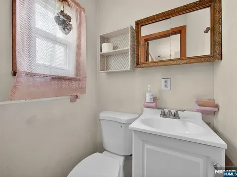 31 5th Street Ridgefield Park NJ 07660