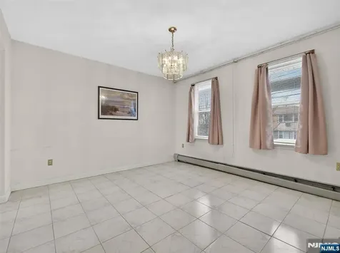 31 5th Street Ridgefield Park NJ 07660