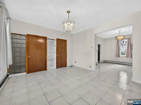 31 5th Street Ridgefield Park NJ 07660