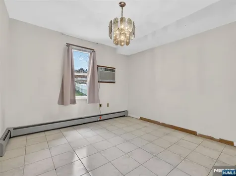 31 5th Street Ridgefield Park NJ 07660