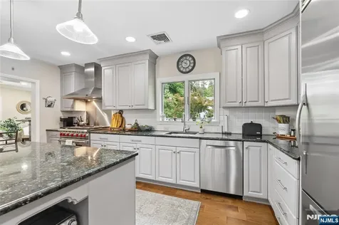 50 Whitman Street Haworth NJ 07641