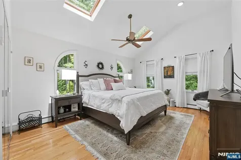 50 Whitman Street Haworth NJ 07641
