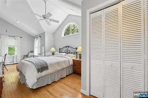50 Whitman Street Haworth NJ 07641
