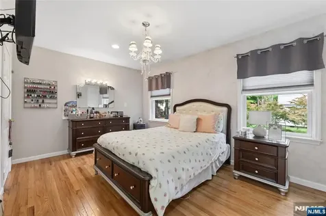 50 Whitman Street Haworth NJ 07641