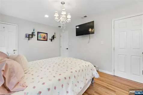 50 Whitman Street Haworth NJ 07641