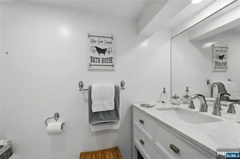 50 Whitman Street Haworth NJ 07641