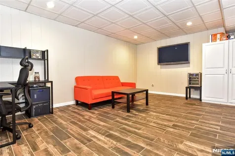 15B Brookside Heights Wanaque NJ 07465