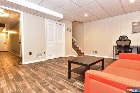 15B Brookside Heights Wanaque NJ 07465