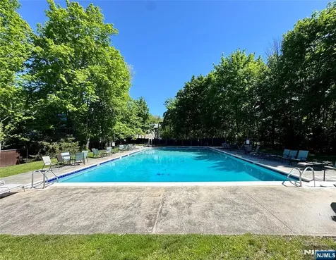 15B Brookside Heights Wanaque NJ 07465