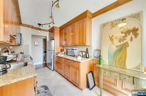300 Winston Drive Cliffside Park NJ 07010